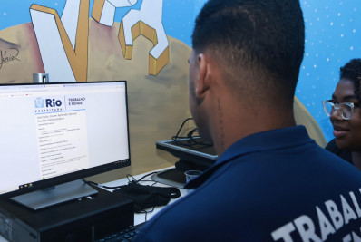 Trabalha Rio estará em três bairros cadastrando currículos na próxima semana