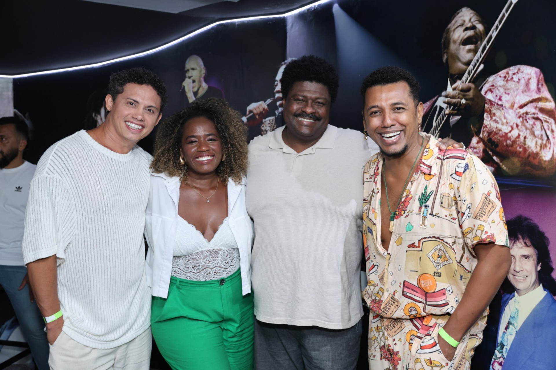 Silvero Pereira, Tati Tiburcio, Cridemar Aquino e Milton Filho no show do Belo  - Daniel Pinheiro / Brazil News 