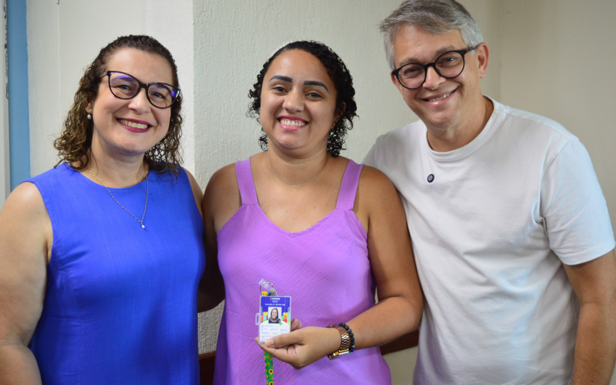 Já foram entregues mais de 400 carteiras desde o início do programa no município, inclusive com a participação do prefeito Glauco Kaizer