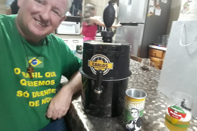 Saiba quem são o pipoqueiro e o sorveteiro condenados pelo 8/1 e citados por Bolsonaro