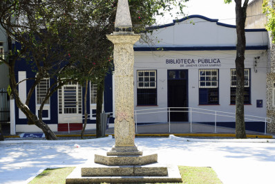 Prefeitura celebra o 'Dia Nacional da Biblioteca' com exposição na Biblioteca Pública da cidade