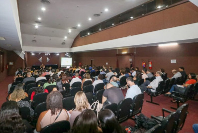 Quatis participa de capacitação do governo federal sobre orçamentos públicos