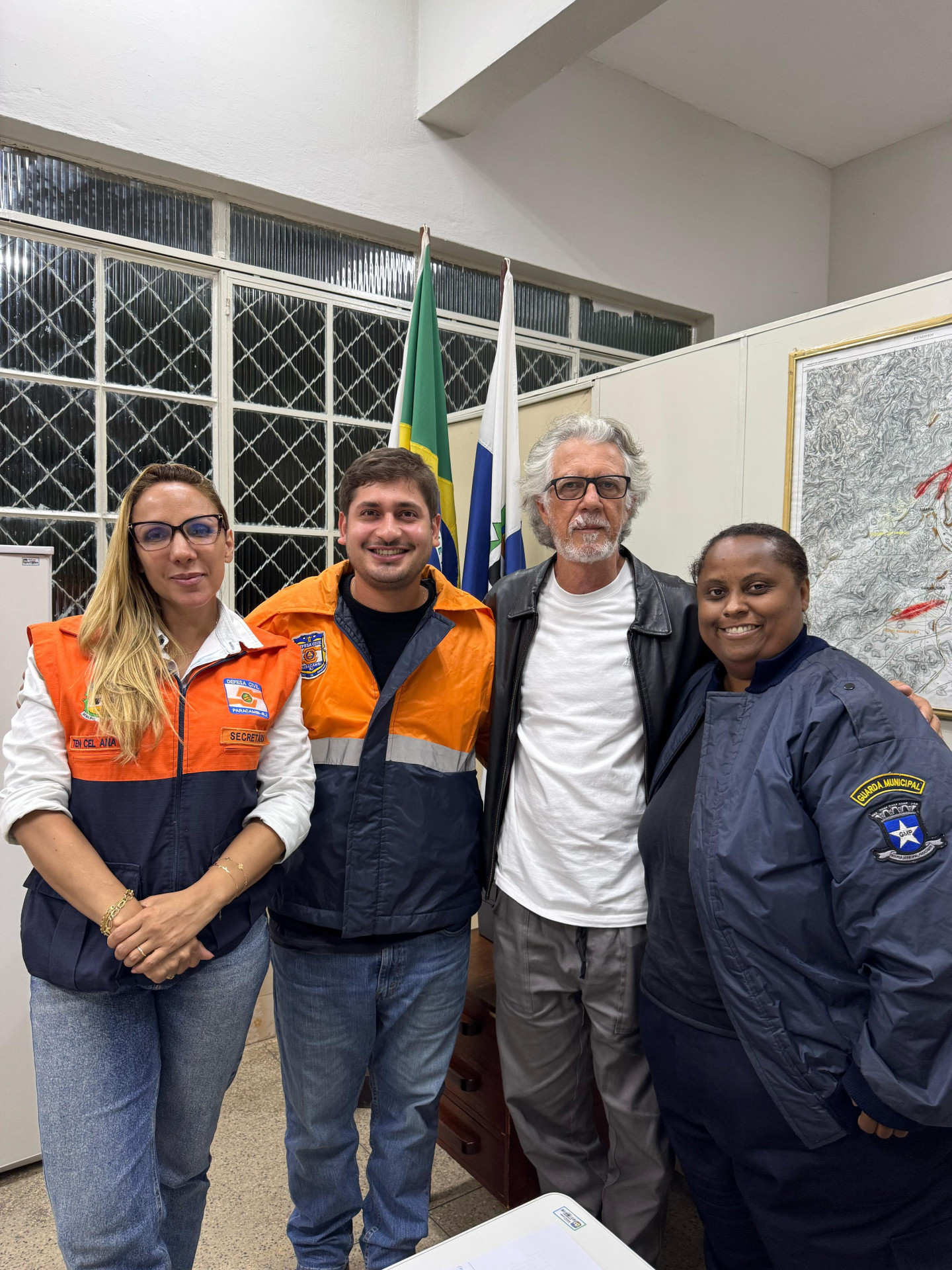 Ten. Cel. Ana Luz; prefeito Andrezinho Ceciliano, secret&aacute;rio de meio ambiente H&eacute;lio Vanderlei; comandante da Guarda Municipal Aline Pereira - Divulga&ccedil;&atilde;o / PMP