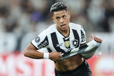 Matheus Martins comenta atuação do Botafogo contra o Carabobo e pede 'paciência'