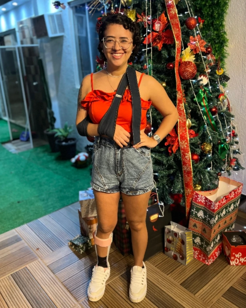 Sobrevivente de tentativa de feminicídio comemora ano de recuperação: 'Um milagre'