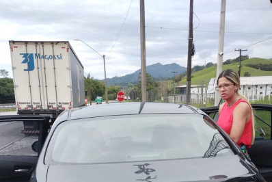 Corolla clonado é apreendido em Barra de João após ação do 32° BPM