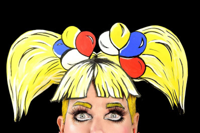 Em novo projeto infantil, Xuxa revela bastidores de clipe com pintura artística