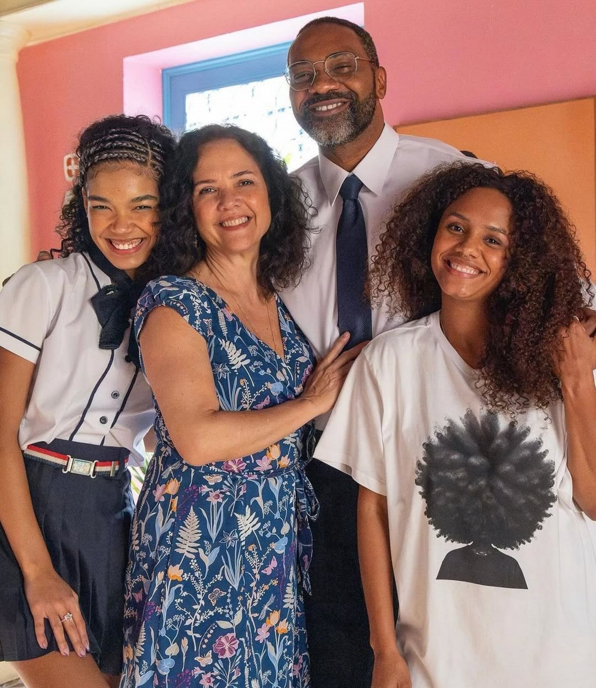 Família da novela das 19h, 'Volta por Cima' - Reprodução / Globo