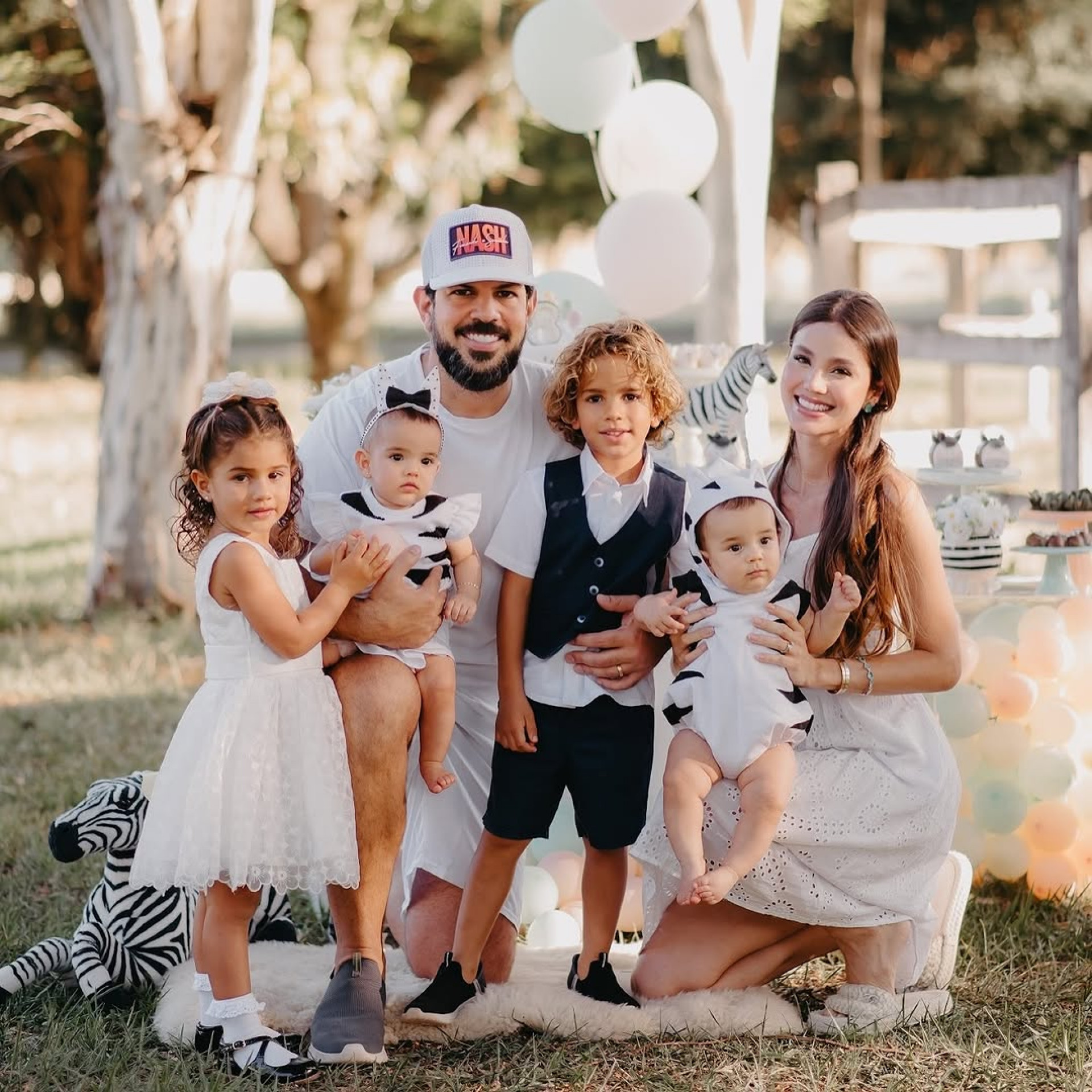 Biah Rodrigues e Sorocaba são pais de Theo, Fernanda, Zion e Angelina - Reprodução/Instagram 