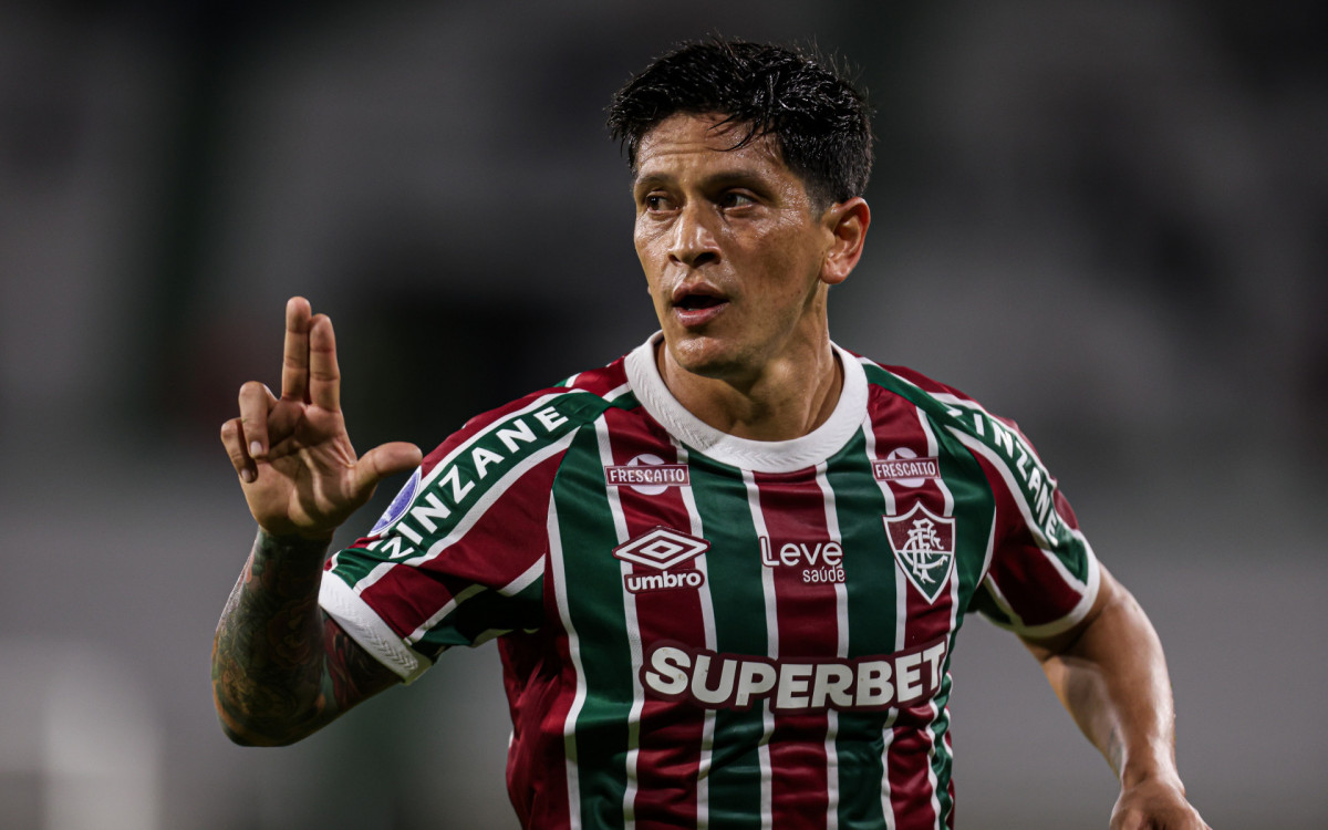 Cano vive bom momento e dá indícios de que fará mais uma temporada goleadora pelo Fluminense