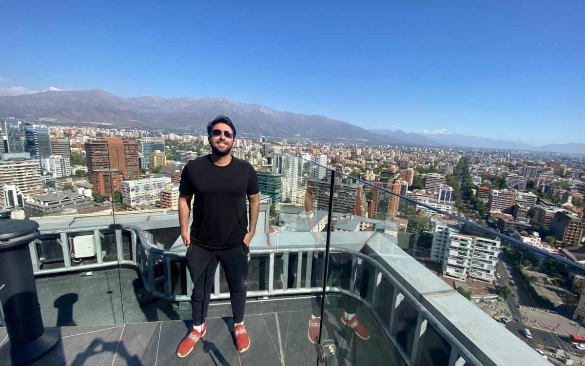 Jorge J&uacute;nior modificou os planos na hora de comprar chocolate para a P&aacute;scoa, devido ao aumento dos pre&ccedil;os - Divulga&ccedil;&atilde;o / Arquivo pessoal