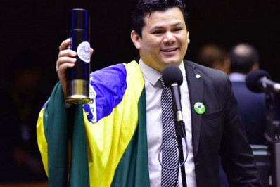 PT solicita apuração da PGR sobre fala de deputado que desejou morte de Lula