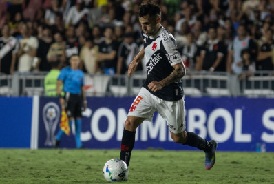 Garré ganha sequência no time titular do Vasco e contribui com primeira assistência