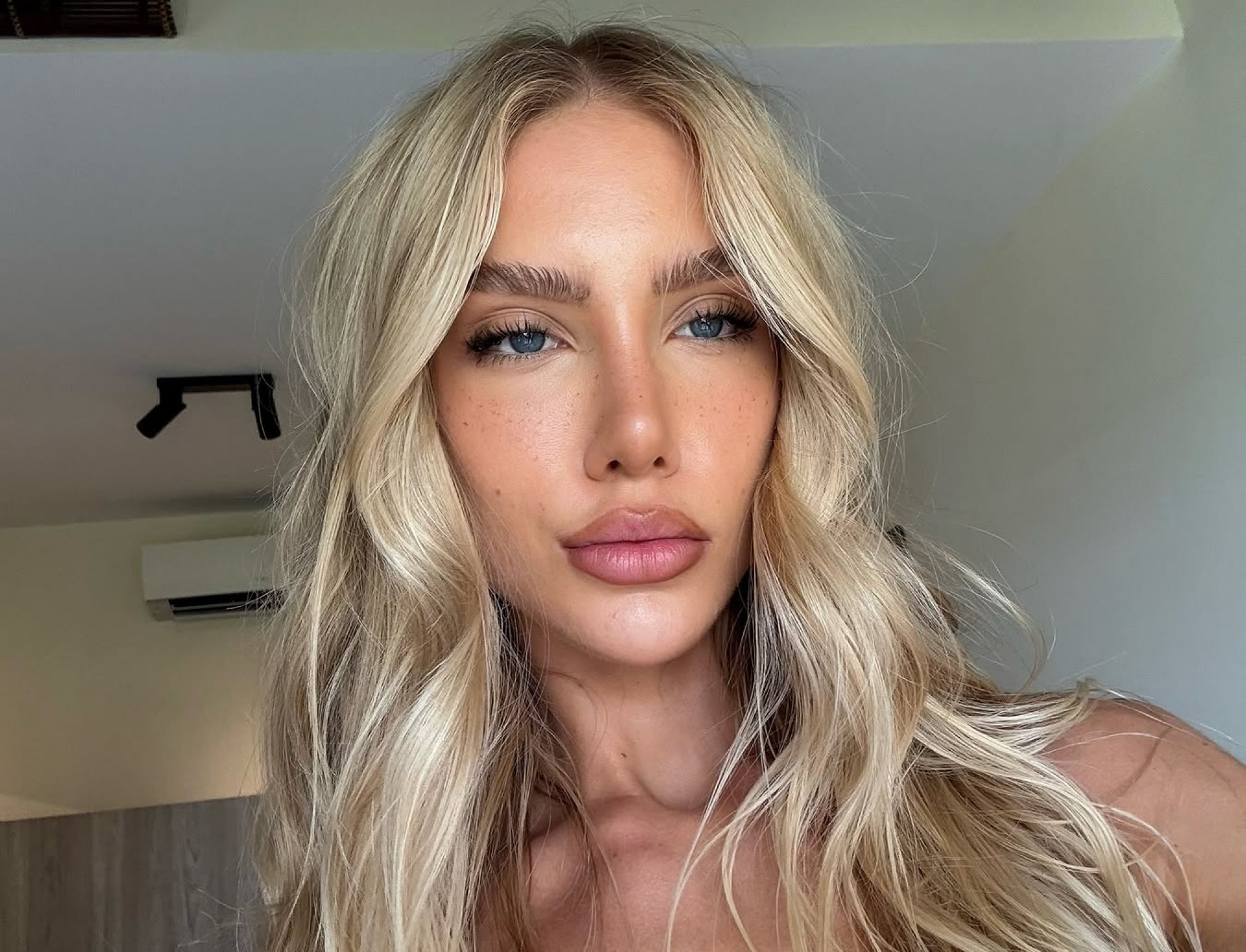 Sara Hardel é namorada do DJ Vintage Culture - Reprodução / Instagram