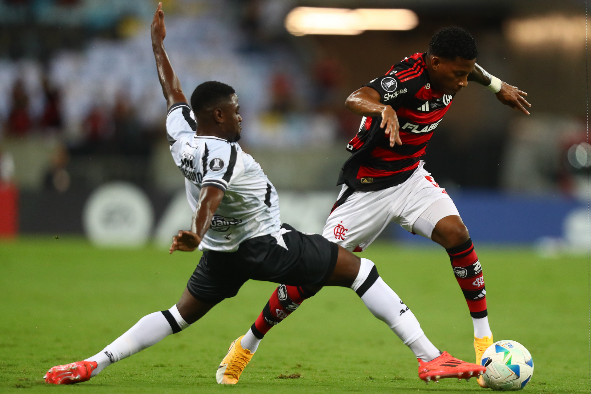 Flamengo x Central C&oacute;rdoba - Gilvan de Souza/Flamengo