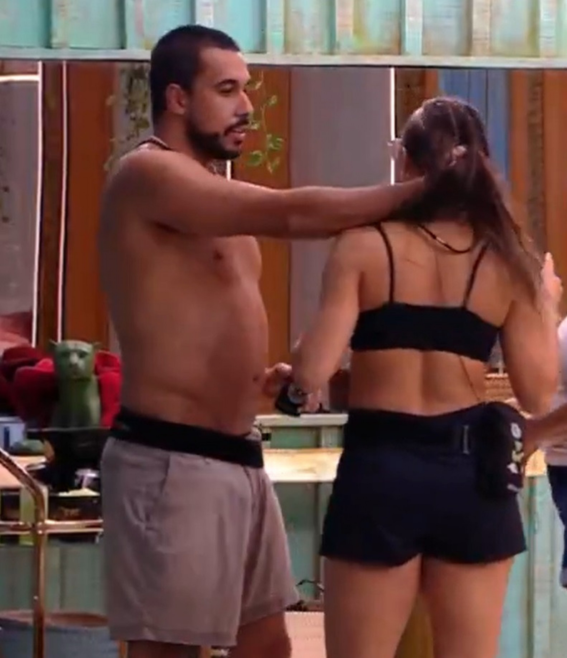 Maike e Renata - Reprodução de Vídeo