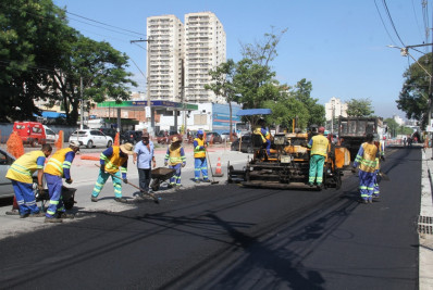 Mais um trecho do MUVI recebe pavimentação