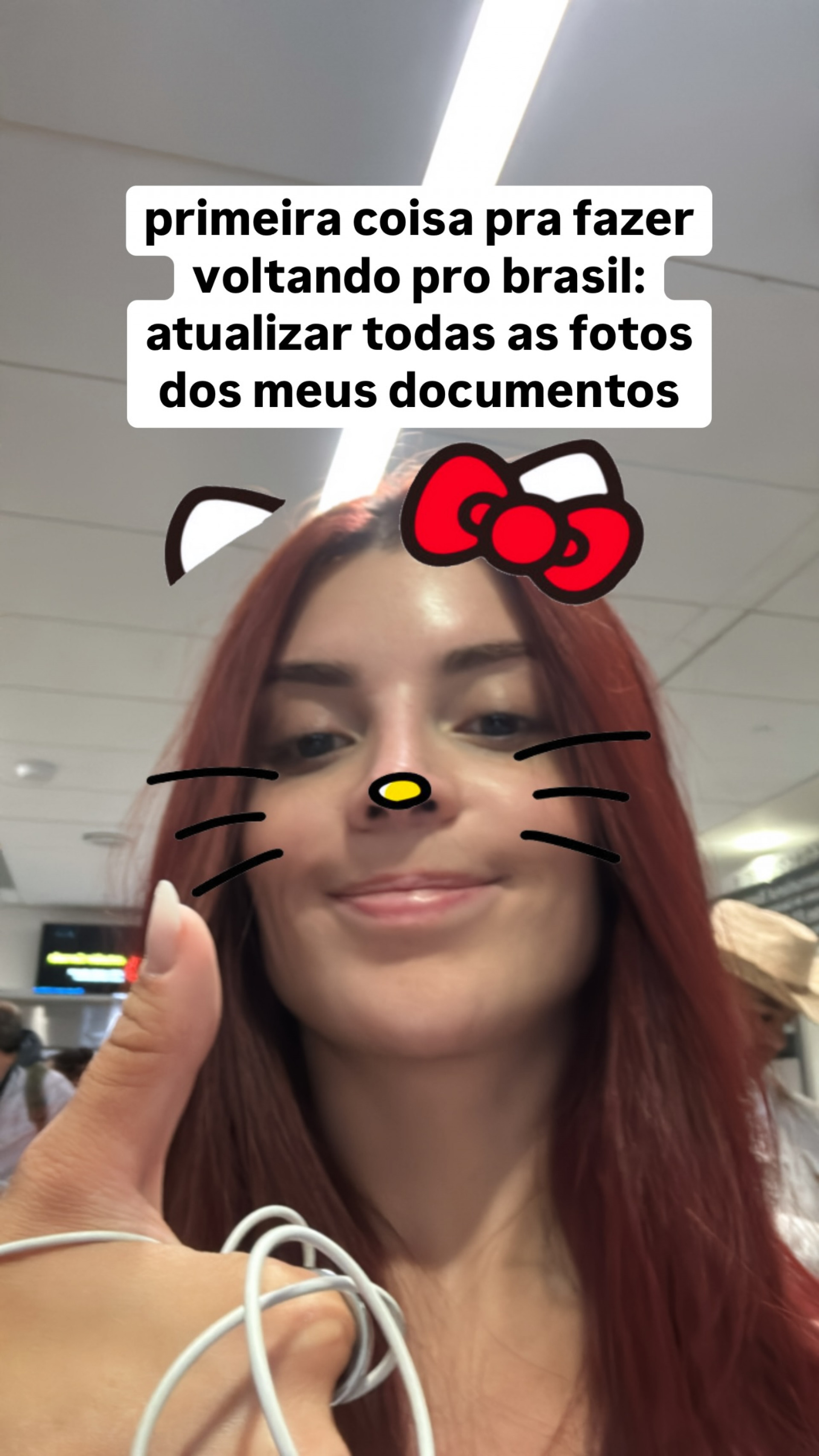 Gkay pretende mudar foto do passaporte ao voltar para o Brasil  - Reprodução/Instagram