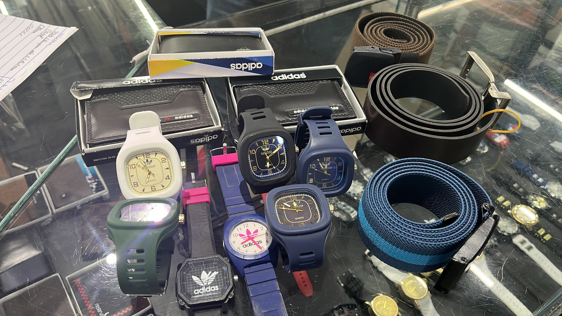 Produtos sem nota fiscal de compra em loja de Nova Igua&ccedil;u  - Divulga&ccedil;&atilde;o 