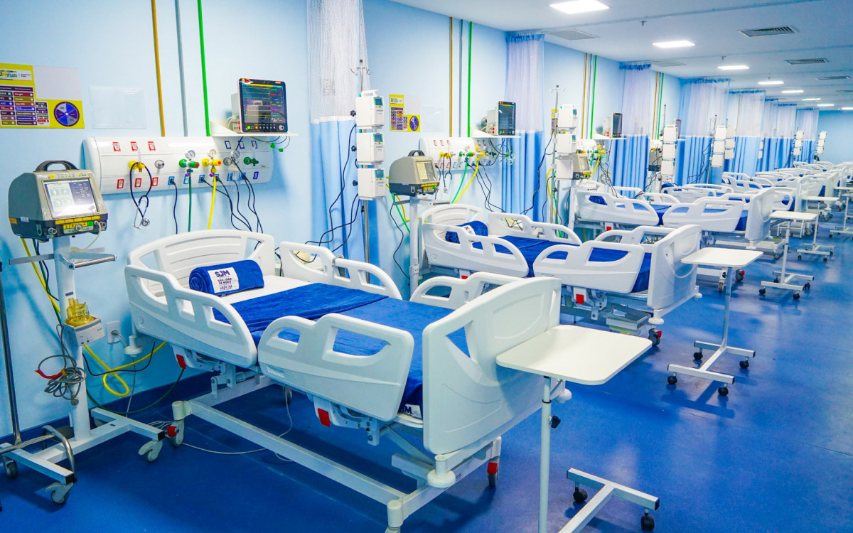 O novo CTI conta com 22 leitos, sendo dois de isolamento, e será o primeiro da cidade a operar totalmente pelo Sistema Único de Saúde (SUS)
