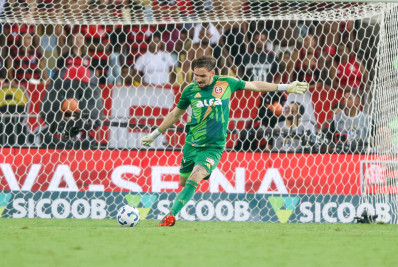 Jornal espanhol elogia goleiro de clube da Série A: 'Brasil encontra novo Alisson'