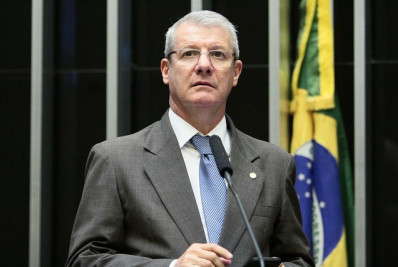 Deputado contesta lista do PL com assinaturas para urgência de anistia e manda retirar seu nome