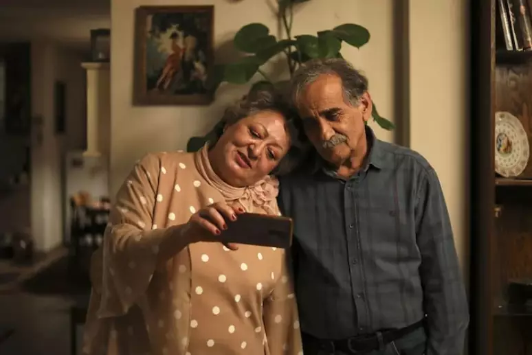 Diretores de 'Meu Bolo Favorito' recebem sentença após condenação por mostrar mulher sem hijab