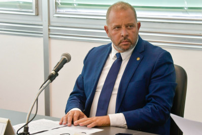 Deputado Guilherme Delaroli quer impedir membros de facções de conviver com presidiários comuns