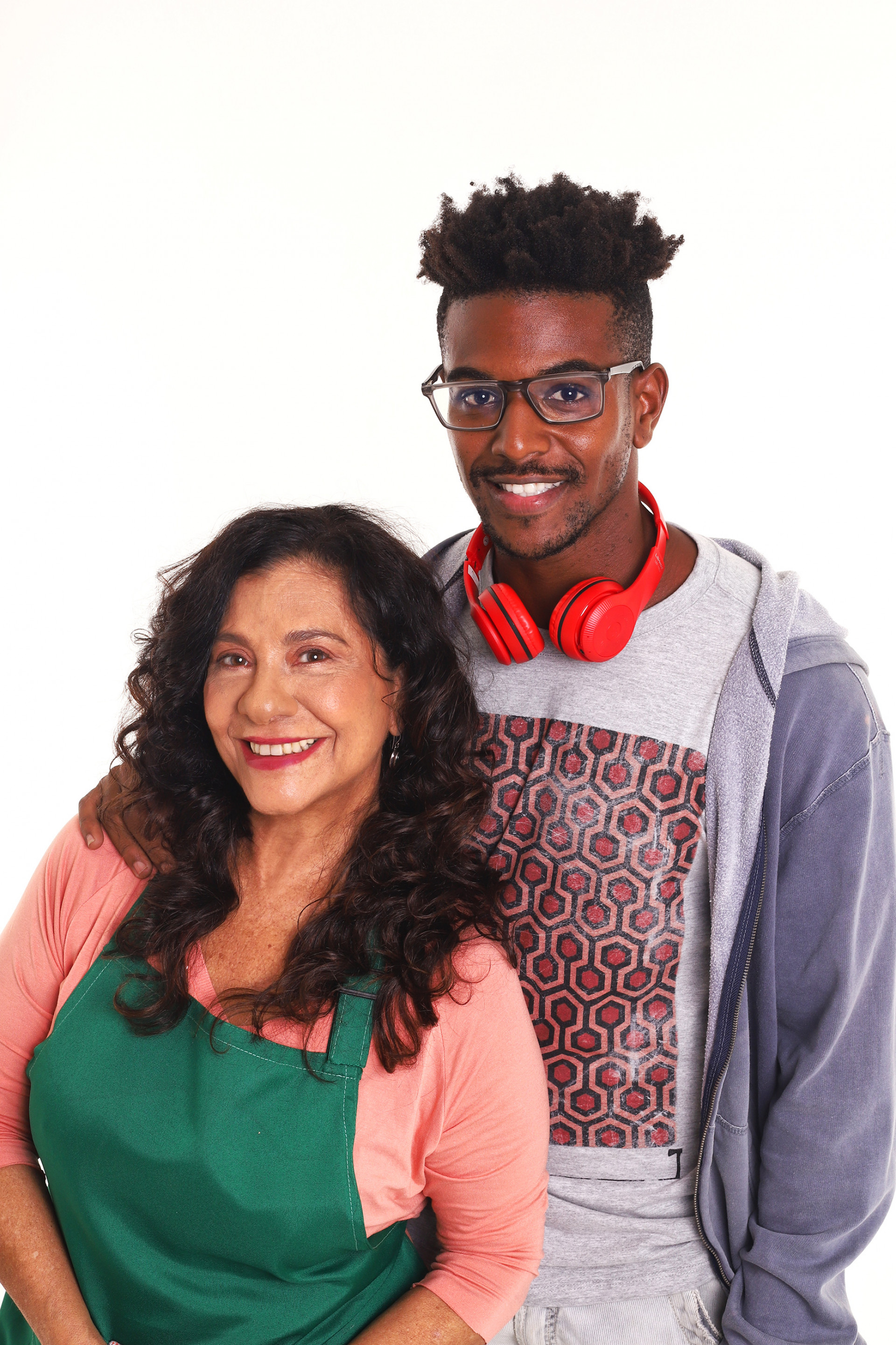 Catarina Abdalla e Ronald Sotto interpretam Renê e Nilo - Guga Melgar