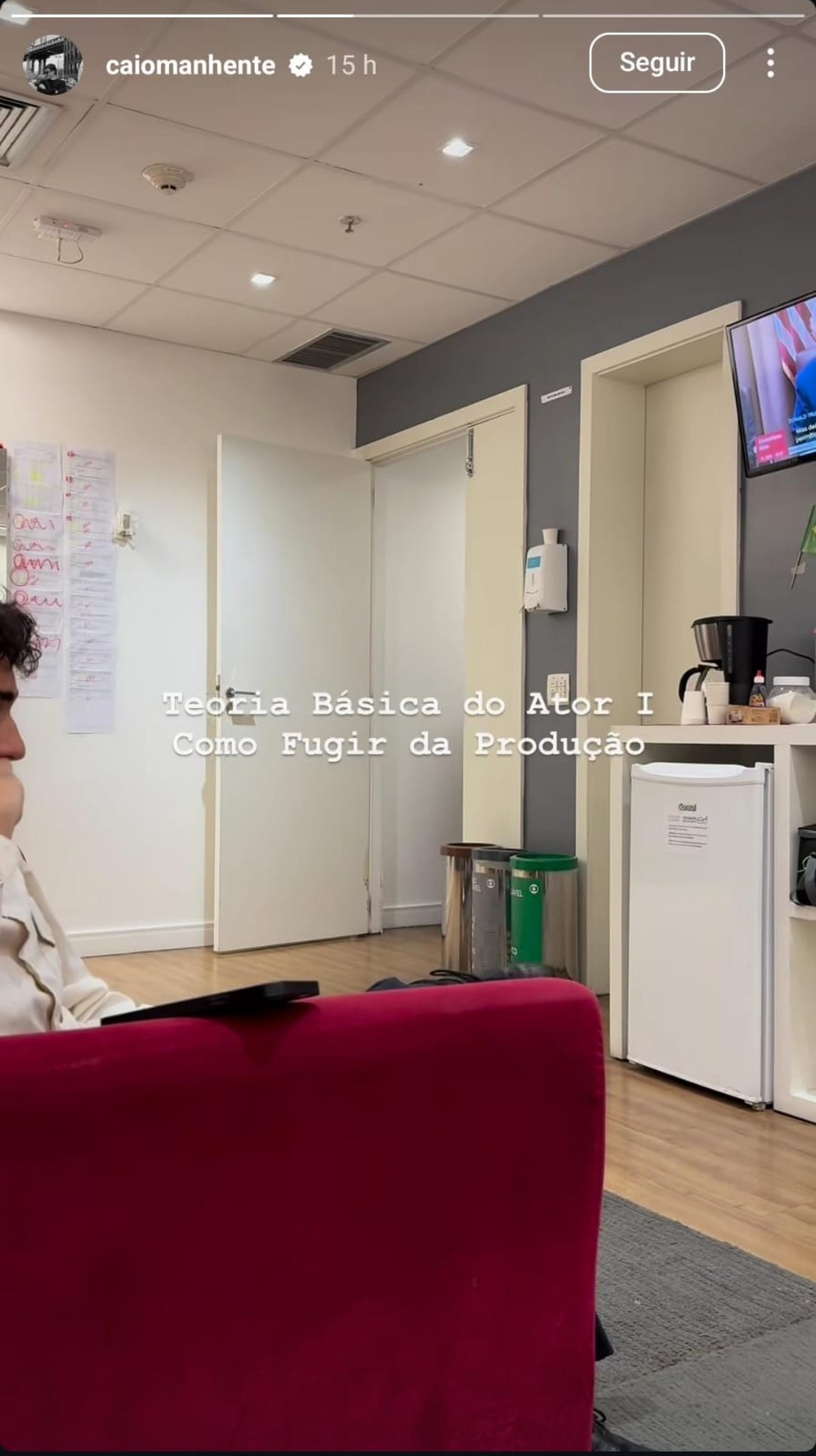 Caio Manhente mostra Fábio Assunção se escondendo de produção nos bastidores da novela 'Garota do Momento' - Reprodução de vídeo / Instagram
