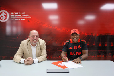 Inter renova com Roger Machado até 2026: 'É uma alegria seguir no projeto'