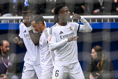 Volante do Real Madrid sofre lesão grave e está fora da temporada