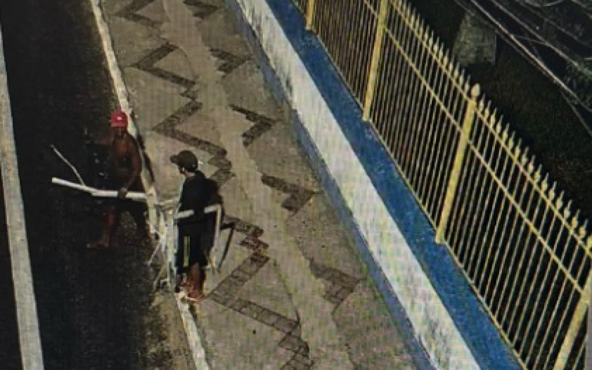 Homem disse aos policiais que furtou alumínio do Colégio Estadual Elisiário Matta