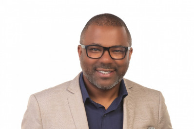 Adriano Jeremias - Prospecção B2B na Era Digital: Como vendedores atualizados têm obtido ótimos resultados usando IA