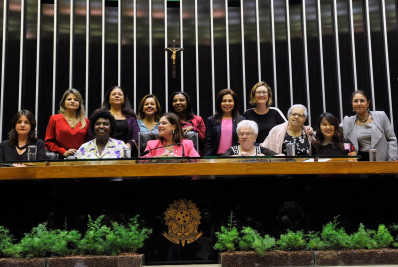 Mudança no Código Eleitoral reduz participação feminina, alerta Oxfam