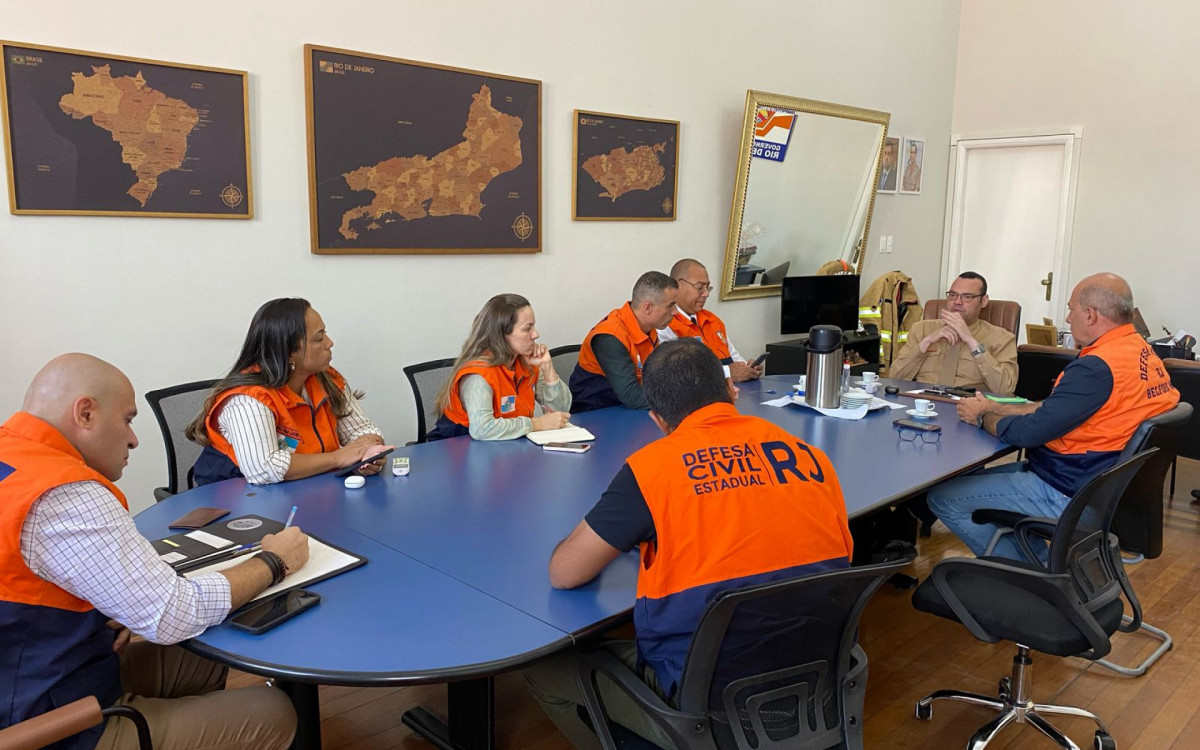 A reunião tratou da implementação de projetos futuros para o município