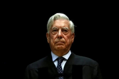 Corpo do escritor Mario Vargas Llosa é velado em casa: 'Viver o luto de forma reservada'