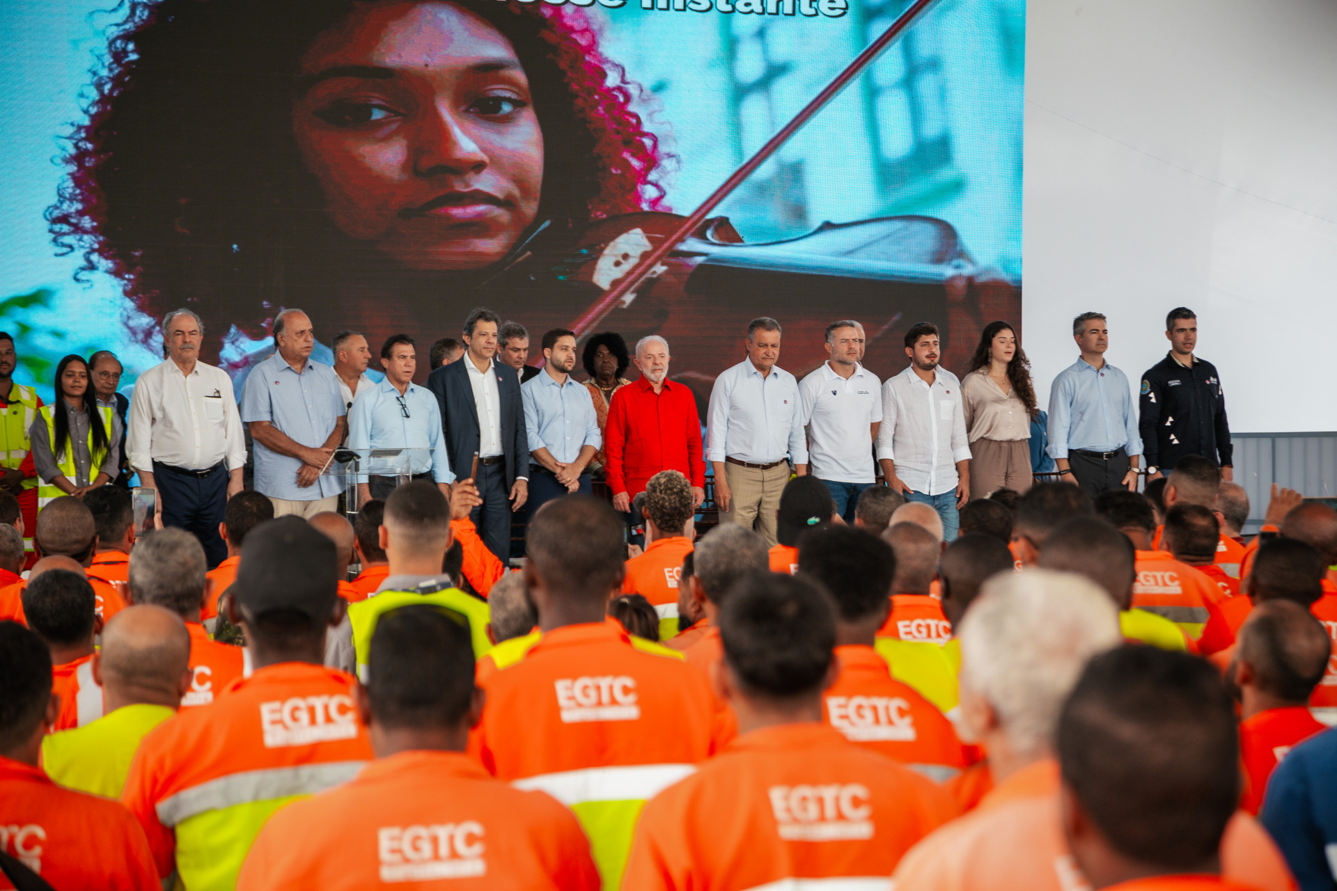 A visita tamb&eacute;m marcou o retorno de Lula a Paracambi, ap&oacute;s 20 anos desde sua &uacute;ltima passagem pela cidade. Na ocasi&atilde;o, o ent&atilde;o presidente inaugurou o campus do IFRJ - Mauro Nery / PMP