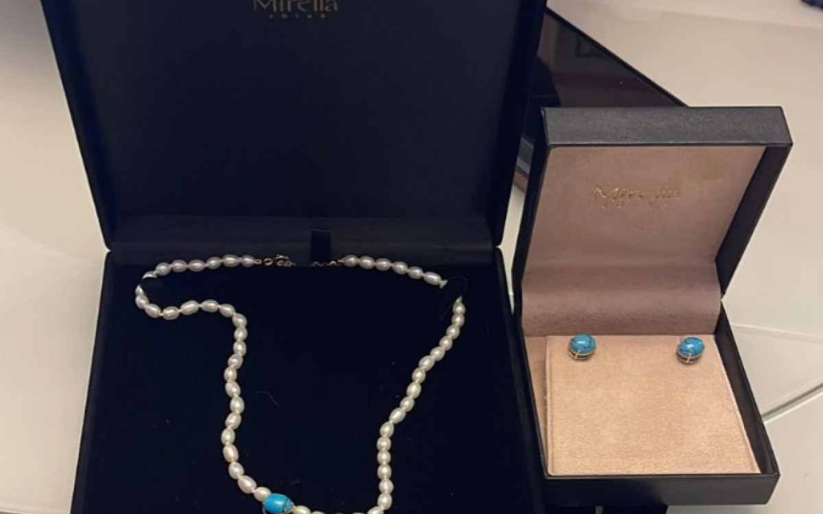 Colar e par de brincos, avaliados em R$ 5 mil, foram alguns dos itens levados pela PF na operção desta quarta-feira (16) 