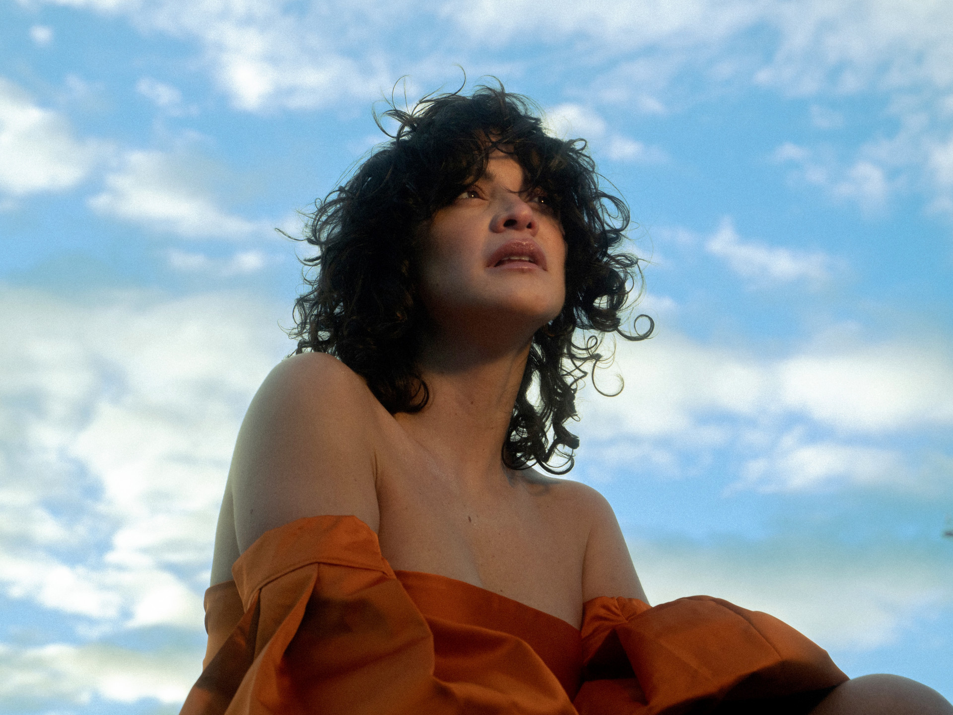 Gabriella Lima reflete 'leveza' em álbum bilíngue: 'Gosto de sol, sal, mar' - Ilona Assouline