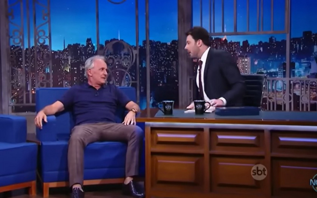 Otávio Mesquita, Danilo Gentili e Juliana Oliveira - Reprodução/SBT