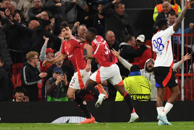 Manchester United avança à semifinal da Liga Europa em jogo de 9 gols e três viradas