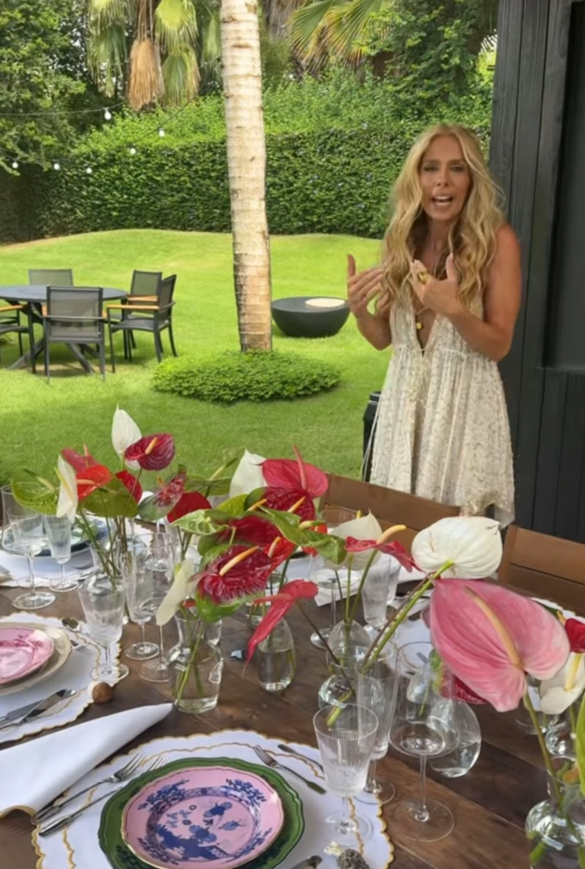 Adriane Galisteu revelou os bastidores da produção de sua festa - Reprodução / Instagram