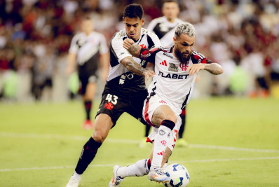 Goleiros brilham, e Vasco e Flamengo empatam sem gols pelo Brasileiro