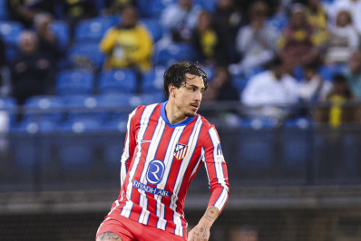 Atlético de Madrid perde em Las Palmas e se afasta de Barcelona e Real Madrid no Espanhol