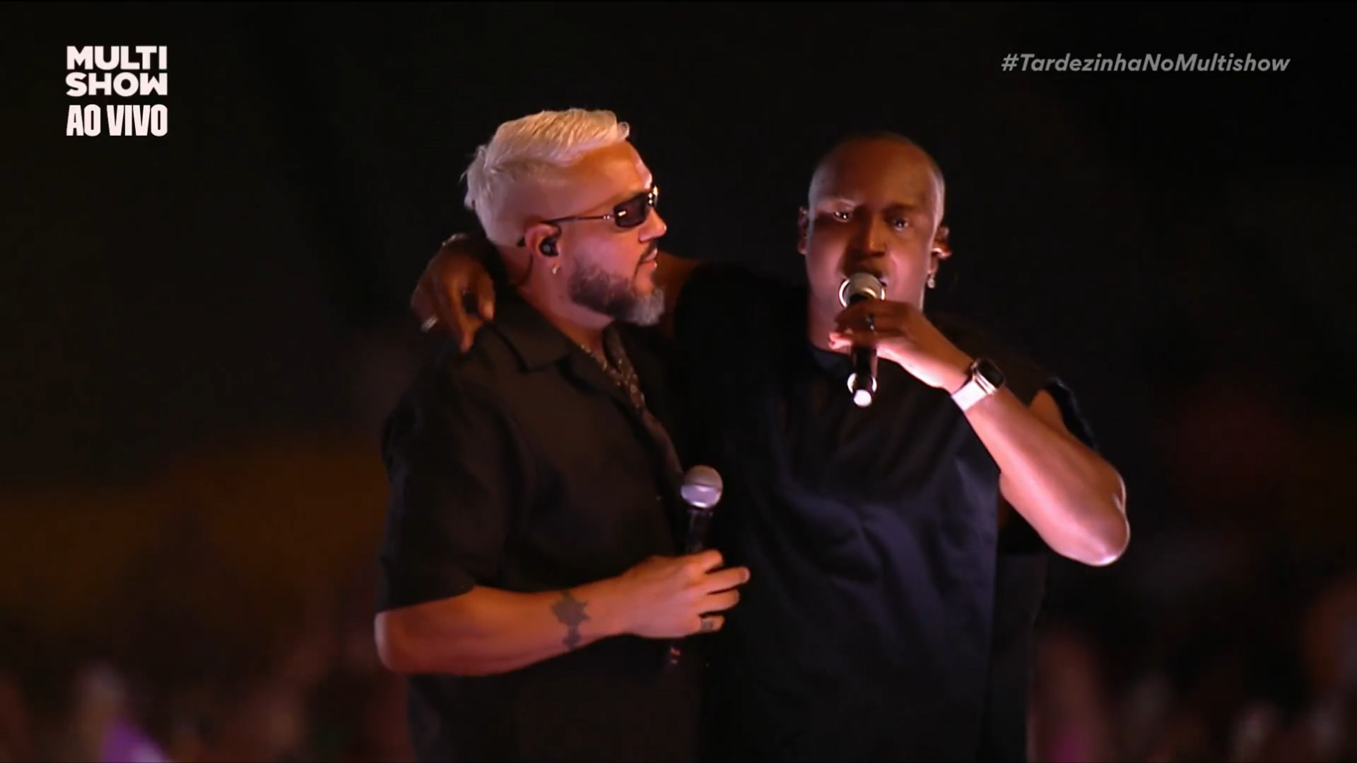 Thiaguinho e Belo levam plateia da 'Tardezinha' à loucura no Engenhão  - Reprodução / Multishow