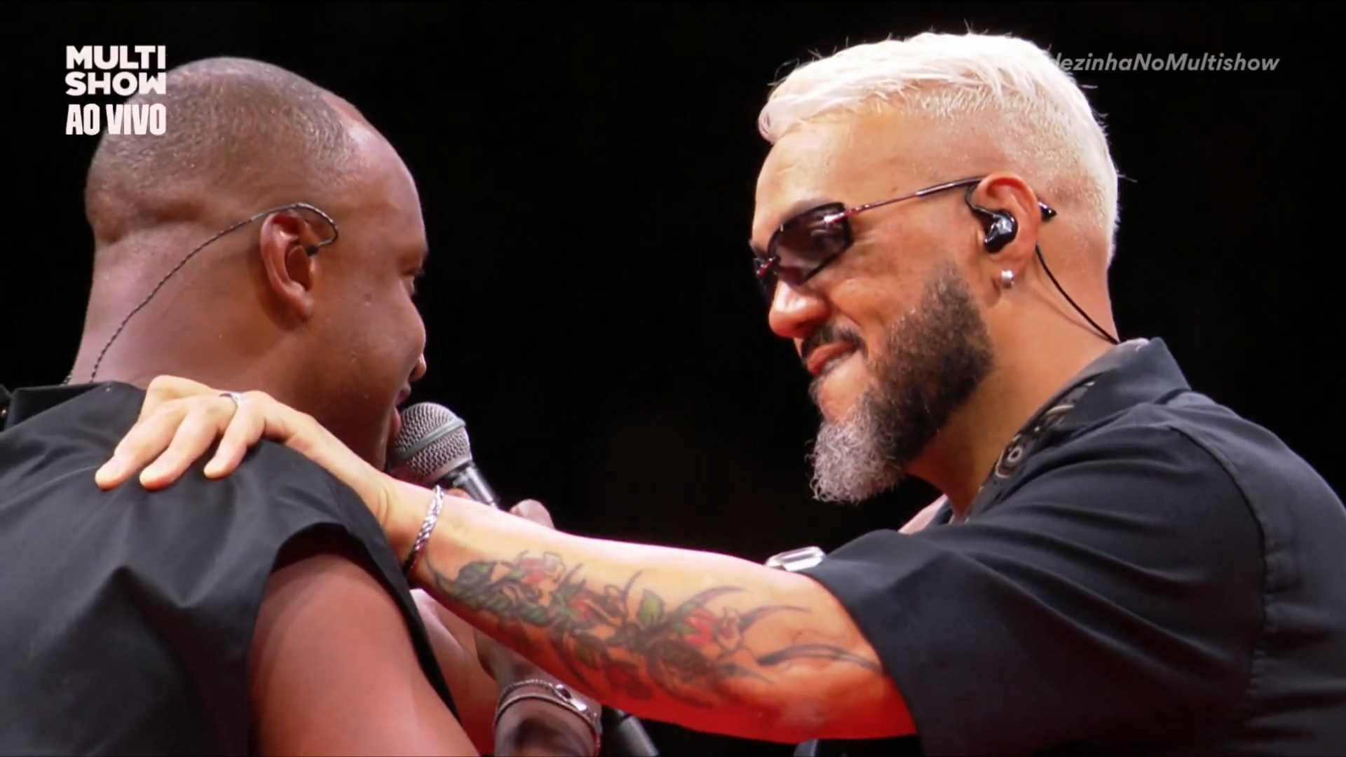 Thiaguinho e Belo levam plateia da 'Tardezinha' à loucura no Engenhão  - Reprodução / Multishow