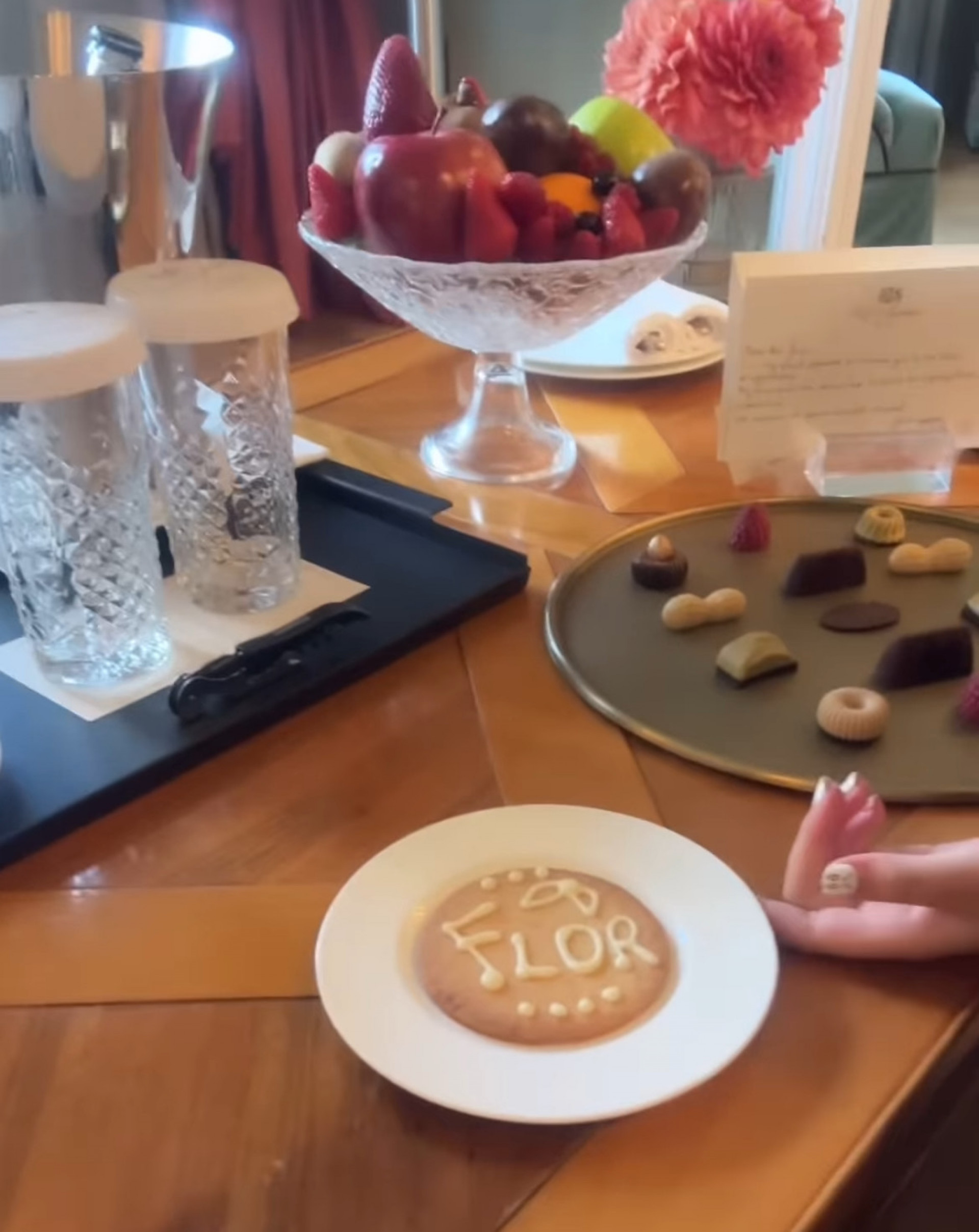 Maria Flor ganha café da manhã personalizado - Reprodução / Instagram