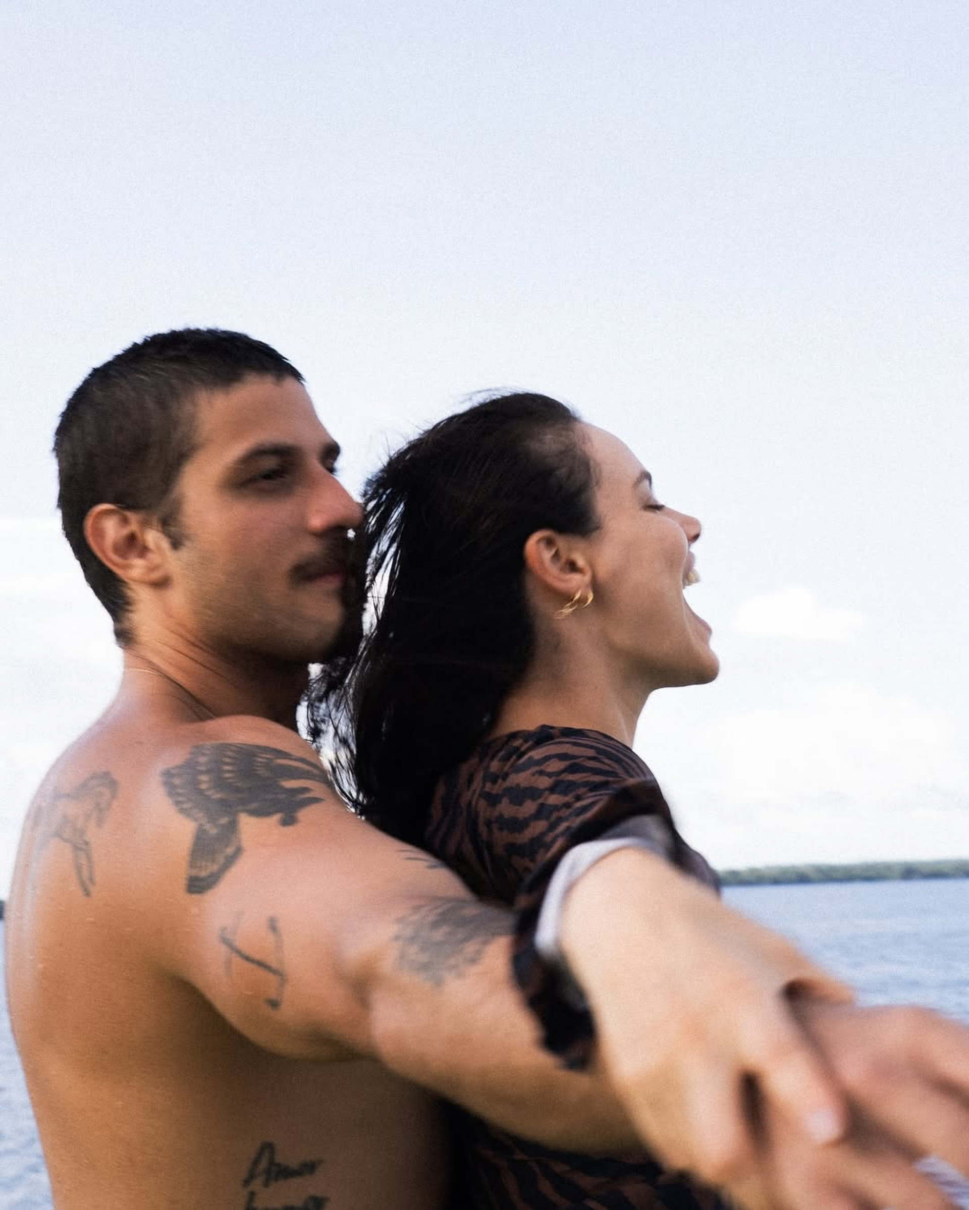 Casal recria cena clássica de 'Titanic' - Reprodução / Instagram