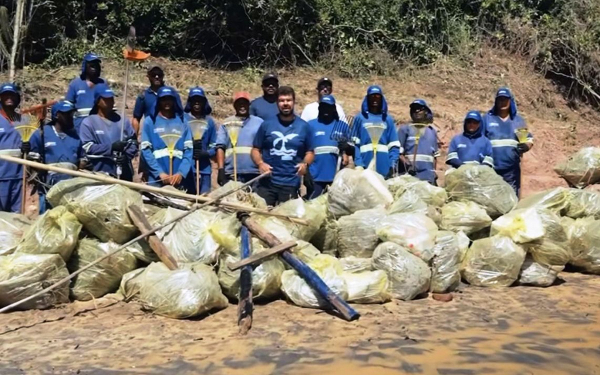 Mutir&atilde;o remove lixo da Ilha do Franc&ecirc;s e refor&ccedil;a urg&ecirc;ncia por turismo consciente em Maca&eacute;